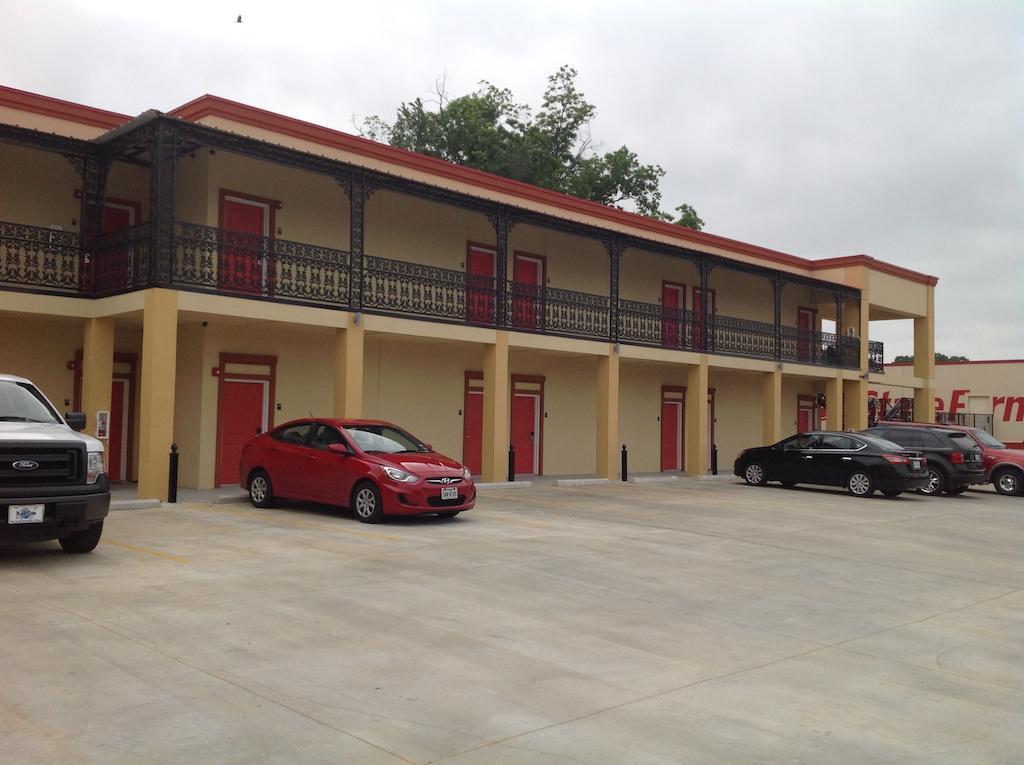 Executive Inn And Suites Jefferson Bagian luar foto